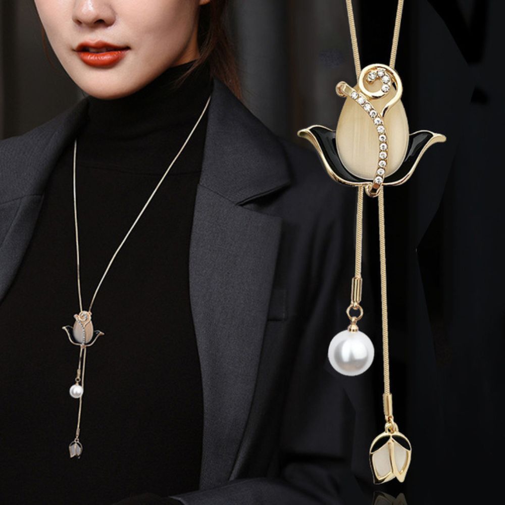 TIMELESS TULIP NECKLACE