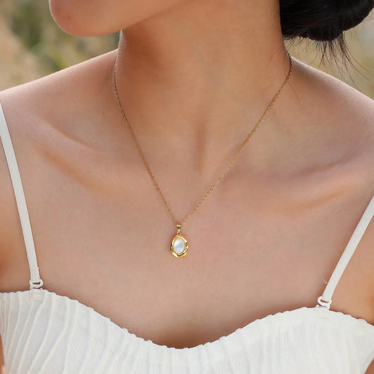 Haven Shell Necklace