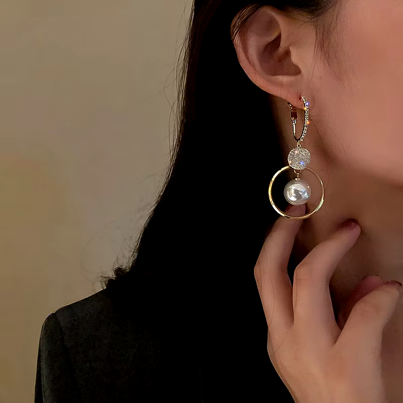 Elara Earrings